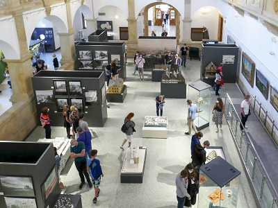 Severočeské muzeum slaví 150 let s knihou, výtvarníkem i Ještědem