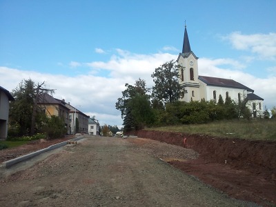 V říjnu pokračují stavební práce na silnici II/293 ve Studenci