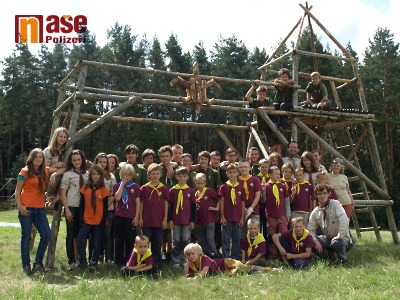 Skautský tábor na Žumberku zpestřily vrtochy počasí a indiánské halekání 