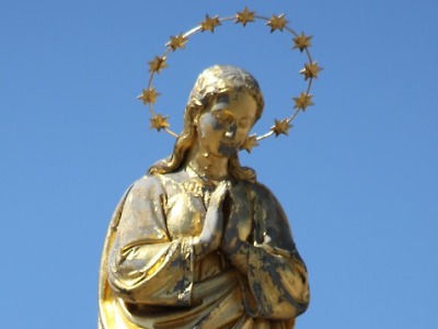 O prázdninách restaurují sochu Panny Marie na turnovském náměstí