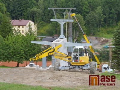 V Herlíkovicích zahájili stavbu přibližovací lanovky