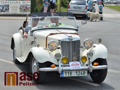 Obrazem: Závod historických automobilů Studenecké míle 2016