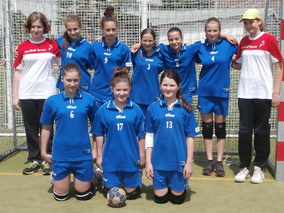 Starší žákyně si na čtvrtém turnaji připsaly dvě výhry