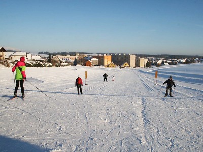 Jilemnická padesátka letos odstartuje v areálu Na Hraběnce