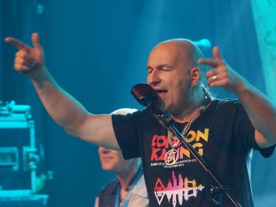 FOTO: Kapela Tři sestry tradičně zaplnila bozkovskou sokolovnu