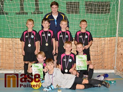 FOTO: Turnaj mladších přípravek v jilemnické hale vyhrála Lomnice