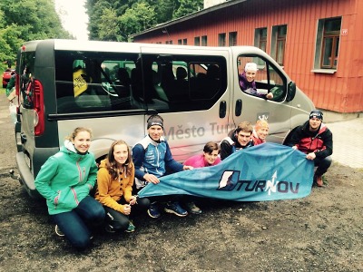 Město Turnov zapůjčilo oddílu orientačního běhu auto