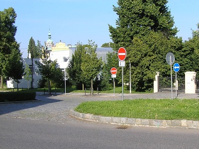 Skálovou ulicí v Turnově projedou řidiči už jen od náměstí