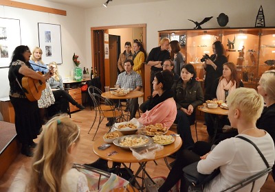 Vernisáží byla zahájena v galerii U Zlatého Beránka výstava Stromy