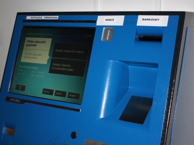 Platební automat na turnovském úřadě nabízí širší využití
