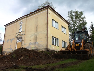 Mašovská škola v květnu neotevře, rekonstrukce je v plném proudu