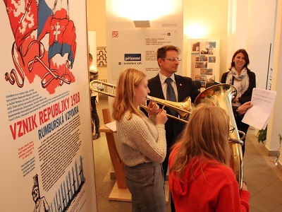 Výstava Rok republiky je k vidění na turnovské radnici