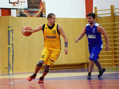 Basketbalisté Turnova prohráli s Josefovem, lepší to bylo s Náchodem