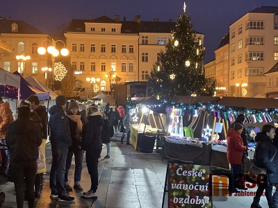 Obrazem: Vánoční slavnosti v Jablonci 2025