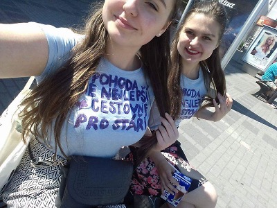 Lomnické středoškolačky bodovaly v soutěži Vítejte u nás