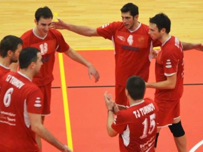 Díky výhře nad kadety jsou volejbalisté Turnova na čele 1. ligy!