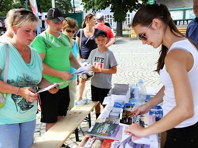 FOTO: Na vrchlabském náměstí slavili Den česko-polské spolupráce