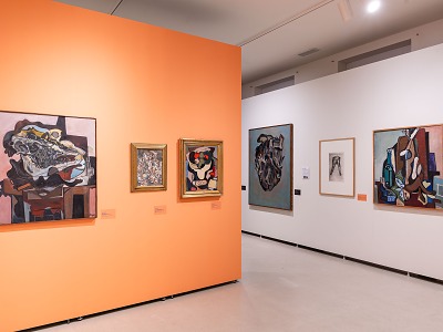 Galerie Lázně vystavuje podkrkonošského rodáka a medaile Jizerské 50