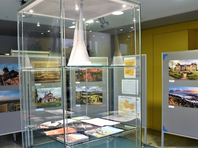 Výstava ve vestibulu krajského úřadu představí turistické regiony