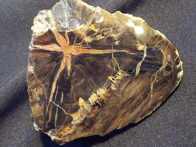 Výstava Drahé kameny a minerály v lomnickém muzeu slaví čtvrtstoletí