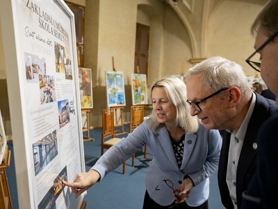 Talent ze Semil v Senátu: Výstava Svět očima dětí