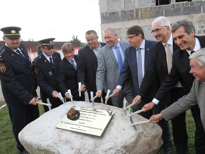 Ministr vnitra a hejtman zahájili stavbu areálu záchranných složek