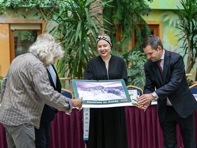 Kalendář Zaostřeno na Jizerky 2023 bude opět pomáhat přírodě