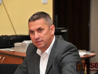 Zemana podporuje Žur i Vraný