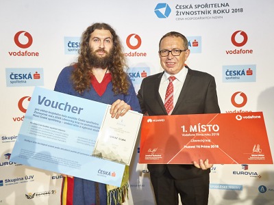 Podnikání v kraji kralují šperky s českými granáty a historický nábytek