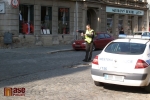 Městská policie odkláněla během dopoledne dopravu přes Koňský trh