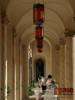 Zrekonstruovaná zámecká oranžérie na Sychrově - tip na výlet.