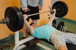 Jarní turnaj v benchpressu ve Fit studiu M v Semilech. Vítěz Pavel Landiga