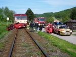 Srážka vlaku s osobním autem ve Víchové nad Jizerou