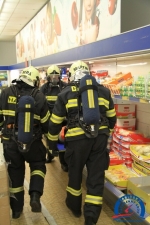 Inscenovaný požár v supermarketu v Turnově