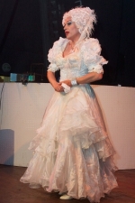 Vystoupení travesti skupiny Screamers v Bozkově