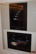 Vernisáž výstavy v Pojizerské galerii pod názvem Semilský fotoklub: Pět zlatých sezón. Fotografie Ilji Todorova Hra světel znásobená efektem světel v muzeu