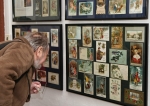 FOTO: V Krkonošském muzeu vystavují pohlednice s vánoční tématikou