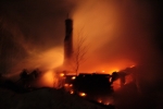 FOTO: Roubenka v Rynarticích lehla popelem