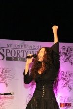 Sportovec okresu Semily za rok 2012, zpěvačka Olga Lounová