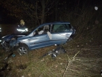 Nehoda řidiče v Renaultu Laguna u Turnova v nájezdu silnice R35 na R10