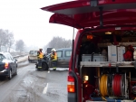 Zásahy hasičů na silnici R35 mezi Libercem a Turnovem