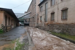 Rozvodněný Kundratický potok zaplavil firmu v Košťálově