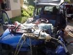 Nehoda osobního auta Citroen, které narazilo ve Víchové nad Jizerou do rodinného domu