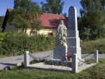 Zrekonstruovaný pomník obětem I. světové války v Bitouchově