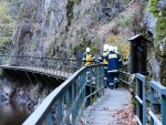 Muž spadl z ferraty u Riegrovy stezky, hasiči našli v Jizeře už jen tělo
