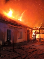 Požár rodinného domu v Tatobitech