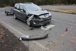 Nehoda celkem tří vozidel na křižovatce v Zeleném Háji