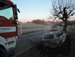 Nehoda a požár auta osobního auta v obci Nechálov u Turnova