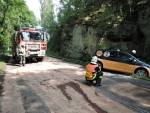 Nehody dvou vozidel a čištění vozovky od nafty u Tatobit
