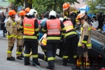 Soutěž hasičských družstev ve vyprošťování se konala přímo na semilském náměstí